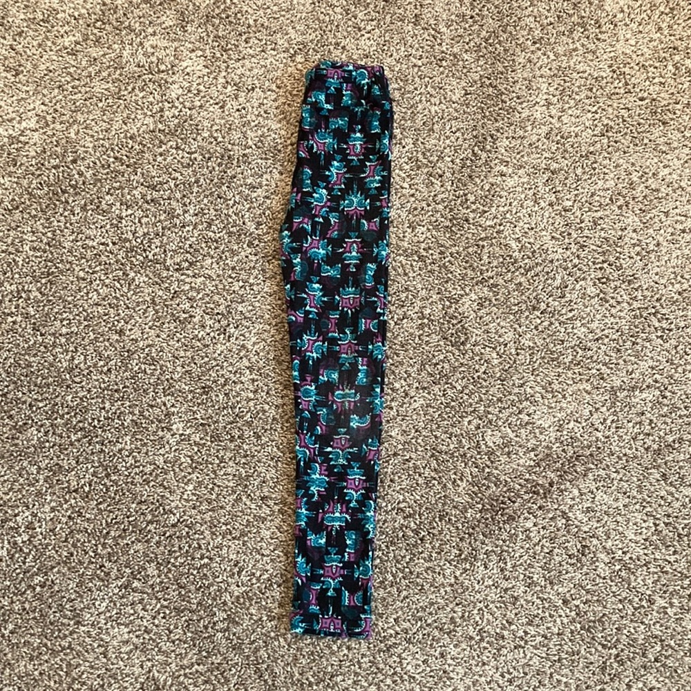 Turquoise and Purple Design leggings, Luloroe